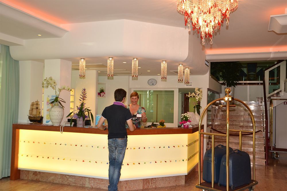 Hotel Smeraldo Cesenatico Exterior foto